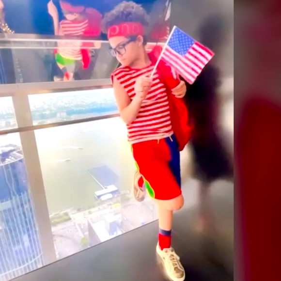 💯 authentic gucci❤️tops - Picture 3 of 11